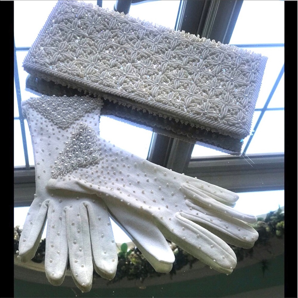 Vintage off white beaded clutch and gloves